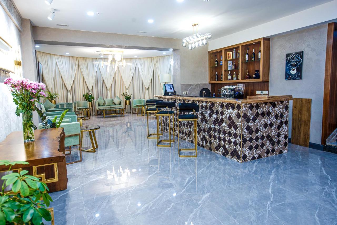 Krokus Plaza طشقند المظهر الخارجي الصورة