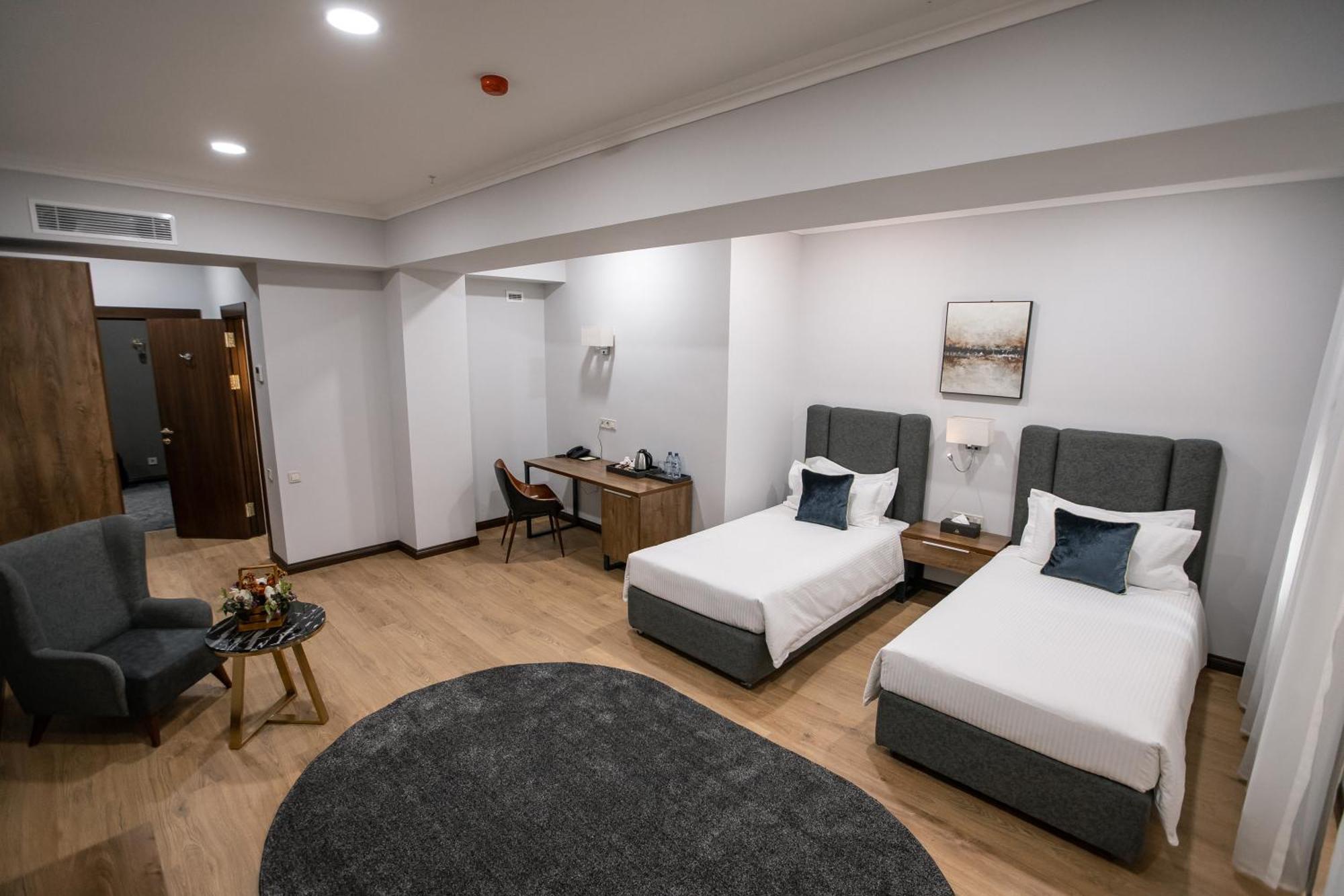 Krokus Plaza طشقند المظهر الخارجي الصورة